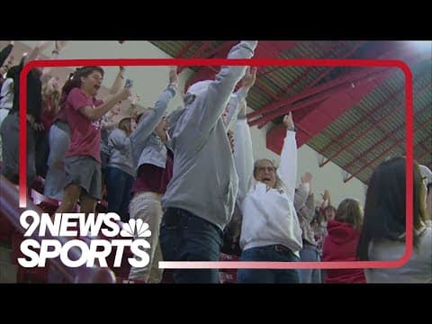 DU hockey fans gather to watch team win national championship