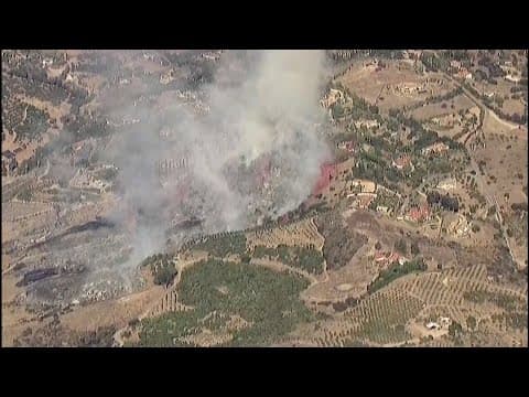 Garden Fire near Fallbrook/Bonsall | Fire retardant drops, evacuation information