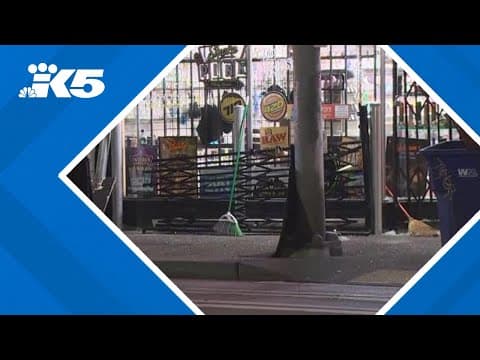 Suspects ram stolen car into smoke shop in Seattle's Greenwood neighborhood