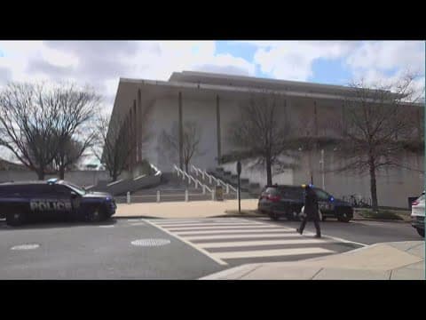 Police clear scene after Kennedy Center bomb threat