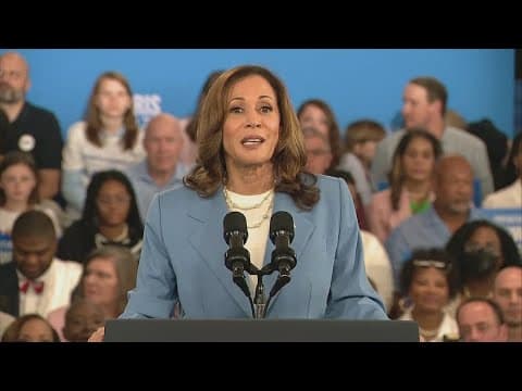 Presidential candidates debut new policies on the campaign trail