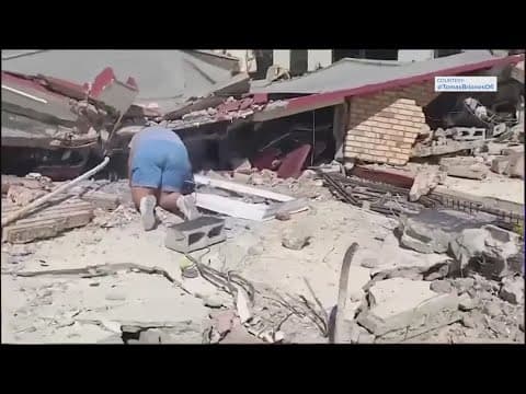 Dozens trapped after church collapses in Mexico