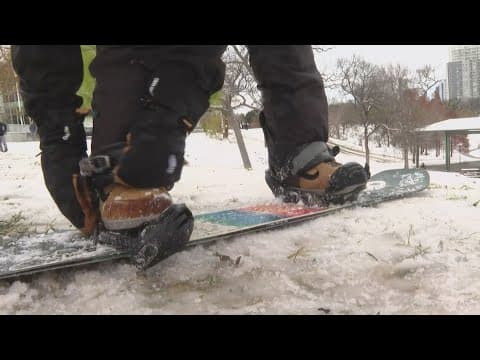 Houston snow: Sledders get creative take advantage of snow day