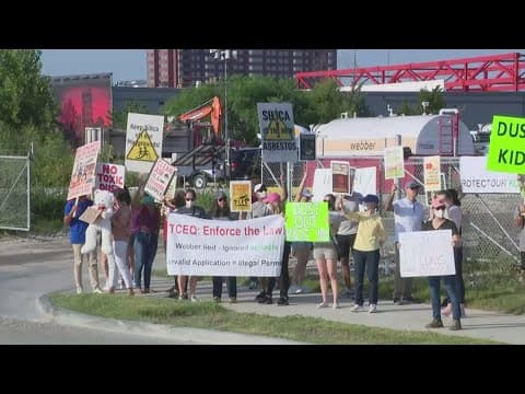 Parents in west Houston say concrete plant next to school is making kids sick