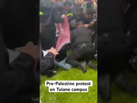 Pro-Palestine demonstrators clash with police on Tulane campus #neworleans  #propalestine #protest