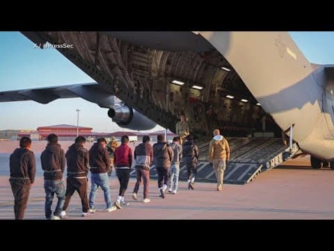 White House says Colombia agrees to take deported migrants after Trump tariff showdown