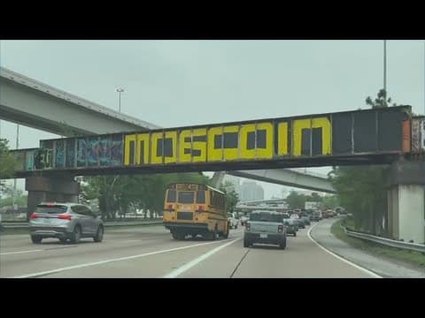 Someone painted over Houston's iconic 'Be Someone' graffiti ... again