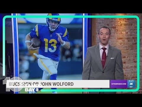 Buccaneers bring in QB John Wolford