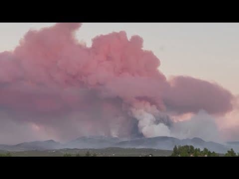 Firefighters continue to battle Nixon Fire in south Riverside County