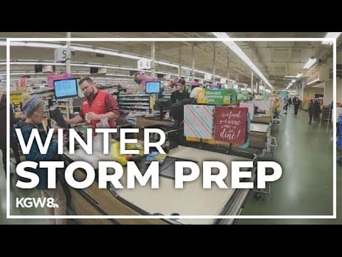 Portland-area shoppers stock up, TriMet prepares ahead of winter storm