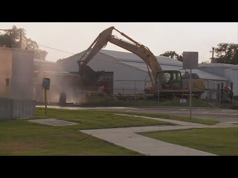 Natural gas leak in Metairie on Central near Airline