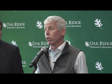 Secretary of Energy visits Oak Ridge National Laboratory