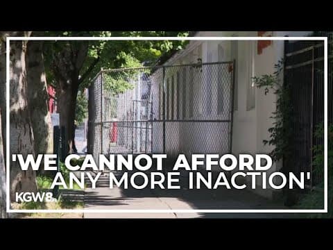 New fence installed at Lan Su Chinese Garden due to vandalism