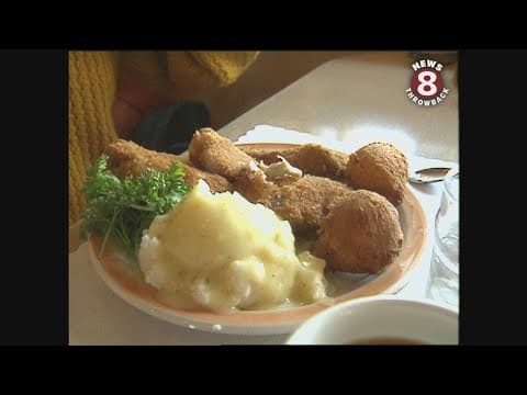 College Restaurant, a San Diego favorite for decades, 1991