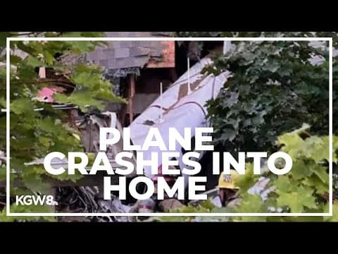 Small plane crashes into Newberg home, leaving 2 dead, 1 injured