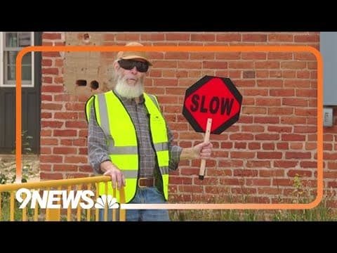 Georgetown enlists volunteers, uses barriers for leaf-peeping traffic