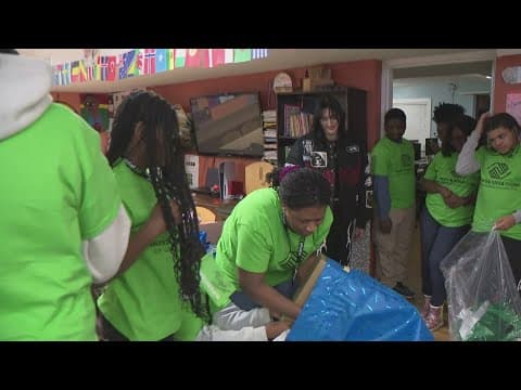 WWE Superstar Rhea Ripley surprises family with an early Christmas | The Night Cap