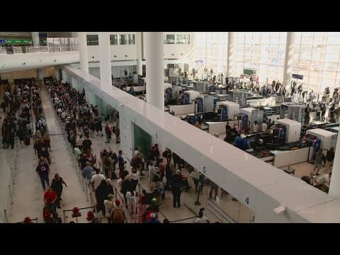 Longer security lines at New Orleans airport not related to government shutdown