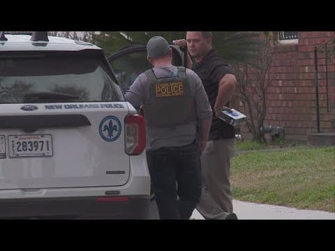 Postal worker robbed at gunpoint in New Orleans, officials say