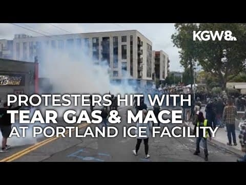 Feds use tear gas and mace on peaceful protesters that marched to Portland ICE facility