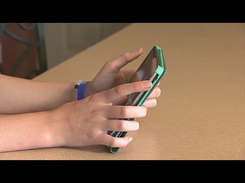 Teens taking screen time to next level, spending even more times glued to their devices, CDC says