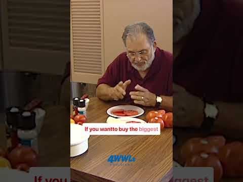 WWL Throwback: Frank Davis demonstrates how to make a Creole Tomato Sandwich