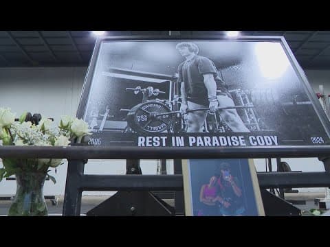 Still no leads in Katy Freeway road rage shooting that left 19-year-old dead