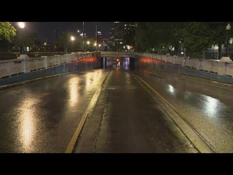 Stretch of road near downtown Houston closed due to high water
