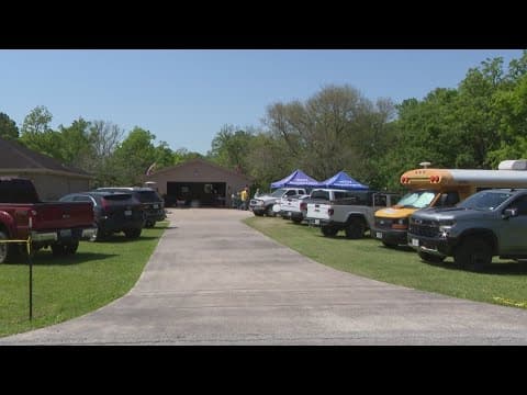 Search renews for teen missing since 1983