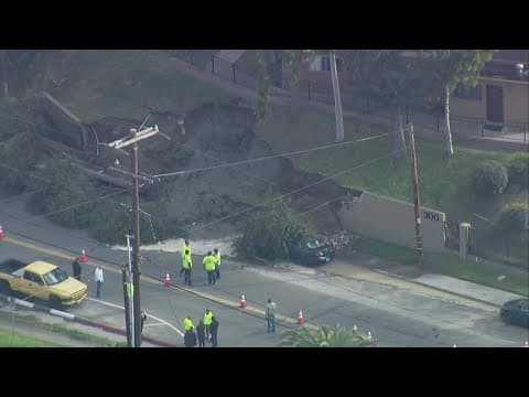 Retaining wall collapses, prompting landslide at Vista apartment complex