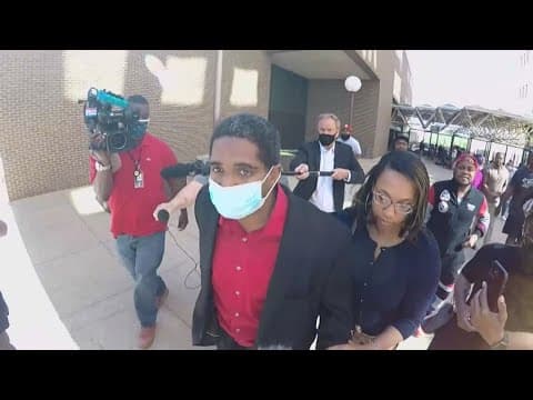 Dallas settles with police officer who says he was wrongfully accused of murder