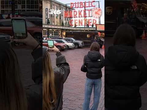 Should Pike Place Market be open to vehicle traffic?