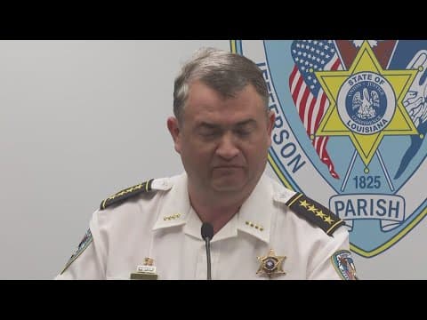 Sheriff says dangerous murder suspect remains at large after escape