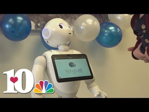 RobotLAB holds grand opening in Knoxville, providing demonstrations to visitors