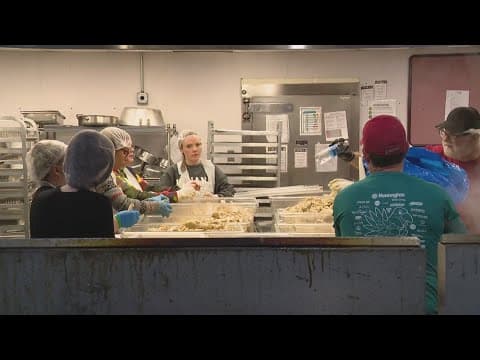 Mozel Sanders Foundation feeds Hoosiers