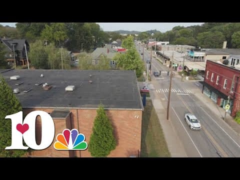 South Knoxville neighbors review Sevier Ave. Streetscape plan during first public showcase