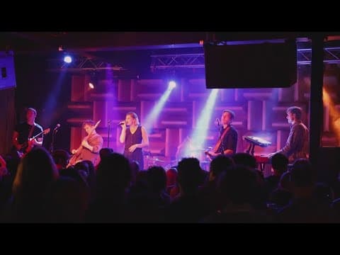 Six Foot Blonde previews new single before performing at  2024 U.S. Olympic Team Trials – Swimming