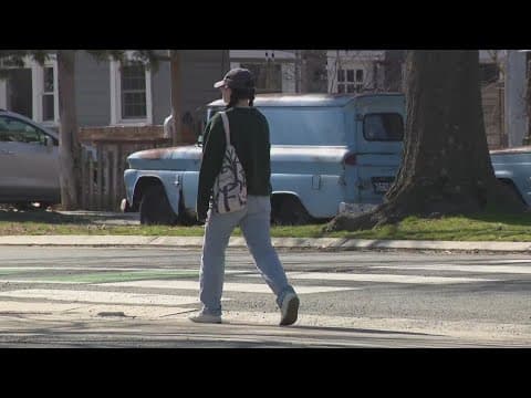 'I'm stunned' | Alexandria police looking for man who sexually assaulted random woman