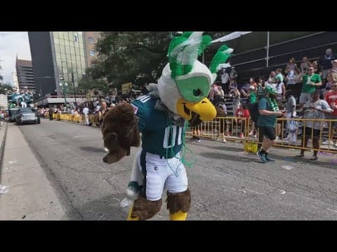 In case you missed it: Eagles and Chiefs fans party at the Super Bowl parade