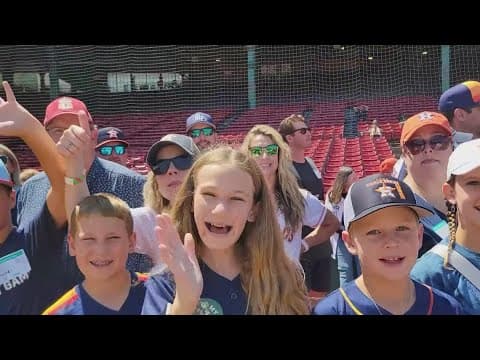 Houston fans, mayor pack Fenway Park to see Carlos Correa's return to the Astros