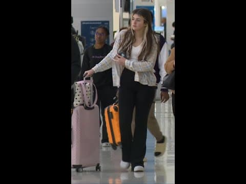 Thousands of travelers pass through Indianapolis airport as fall break begins