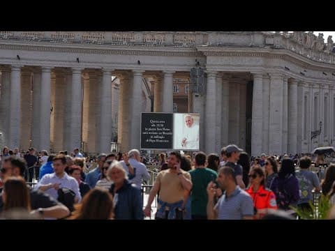 Crowds gather at Vatican City after Pope Francis' death