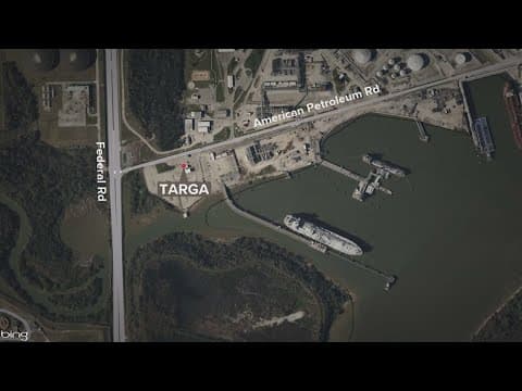 Barge operator: Chemical leak on barge in Galena Park