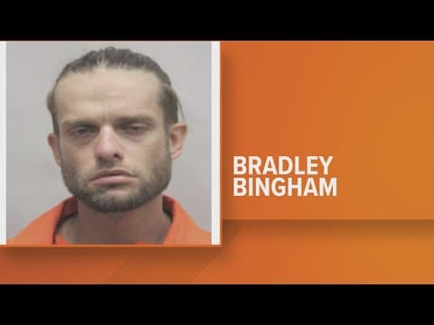 Manslaughter suspect accidentally released from state prison, judge issues warrant for his arrest