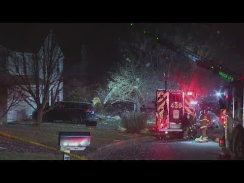 House explosion in Sterling, Virginia leaves one firefighter dead