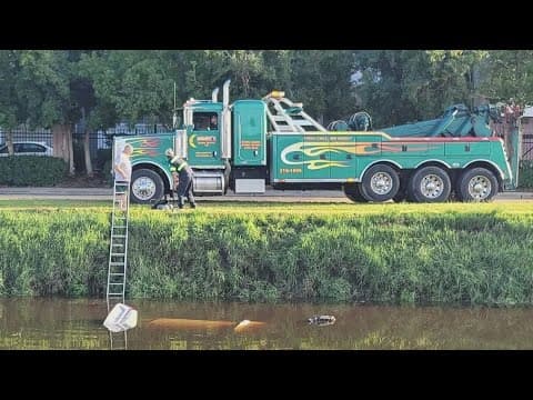 Woman rescued after vehicle goes into Kenner canal