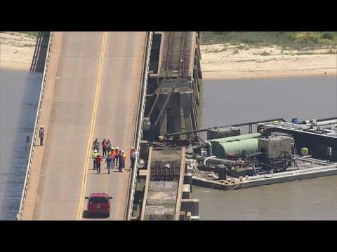 Pelican Island Causeway closed in both directions due to barge hitting the bridge