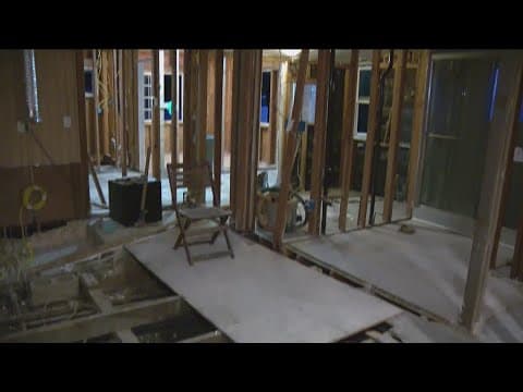 Burglars target San Diego homes damaged by floods