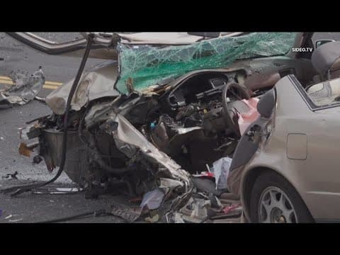 Catastrophic crash shuts down Chollas View road; at least 1 person killed