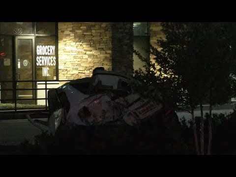Raw video: 2 teens ejected from crash after car split in half along Gulf Freeway, police say